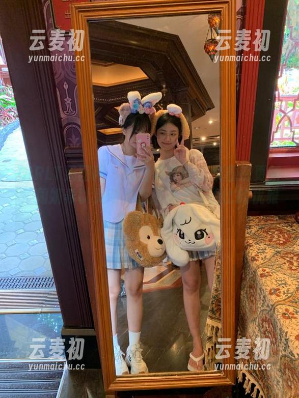 GIRLT果团网 - 纯白写真作品集重磅更新，周妍希以灵动姿态展现无与伦比的优雅气质！.txt