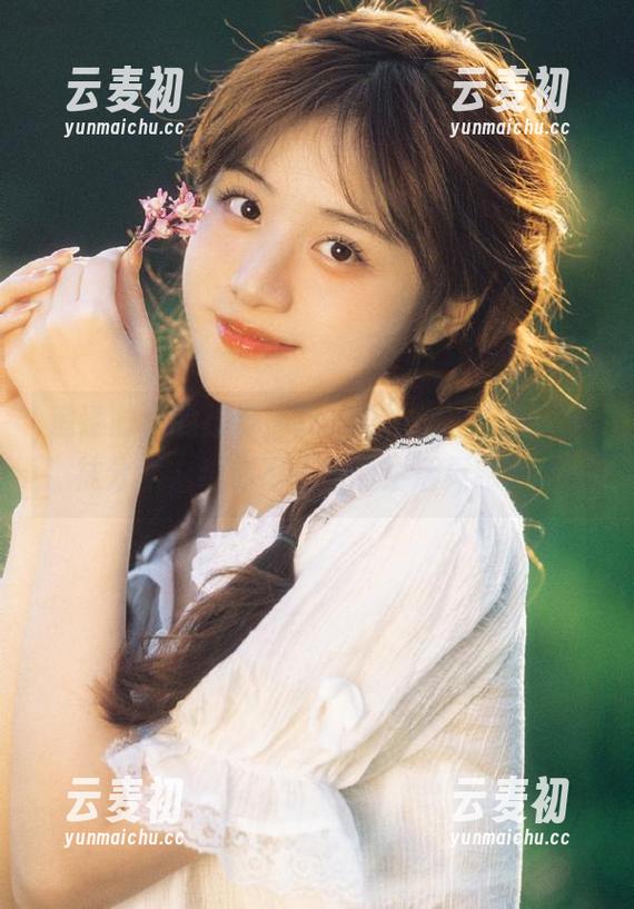 追逐时尚的脚步，Jenny(정제니)最新棉袜分享，给你不一样的生活灵感.txt