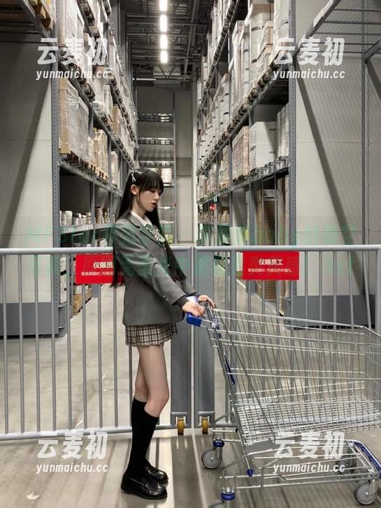 MFStar模范学院 - 李颖煊baby的镂空写真，原图无圣光中展现另类美感！.txt