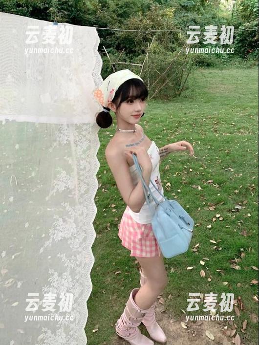 MiStar魅妍社 - 护士程小烦不烦的美图作品，展现了不为人知的可爱与温柔！.txt