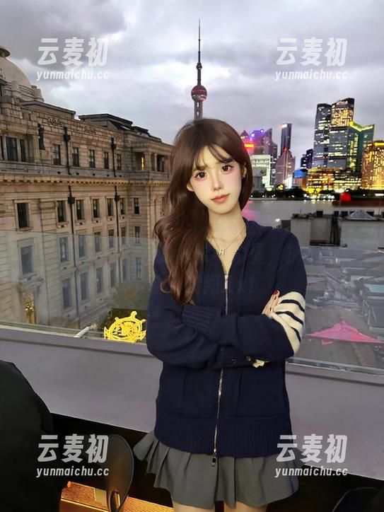 MiiTao蜜桃社 - 小魔女lily女王在线写真：图片展示她的优雅与力量，捕捉每一个动人瞬间.txt