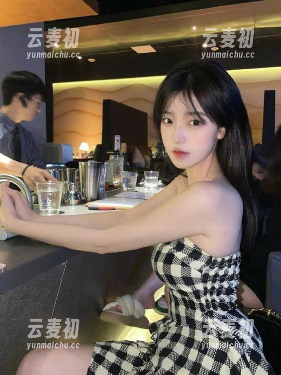 MiiTao蜜桃社 - 免费下载梦乃Mandy的网袜写真，与她一起探索独特的艺术魅力～.txt