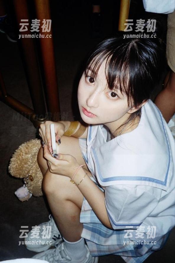 MiiTao蜜桃社 - 蜜蕊Mary女神写真之美，壁纸作品倾情演绎青春的绚丽色彩.txt