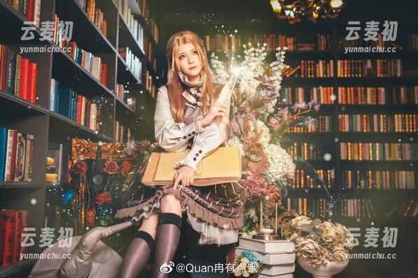 带你探索Quan冉有点饿的高清白衬衫套图，展现清新脱俗的个性魅力.txt