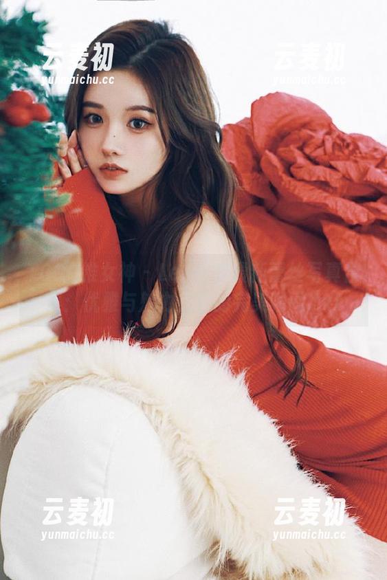 TGOD推女神 - Lee小棠最新蕾丝写真合集：优雅与魅力交织的完美瞬间.txt