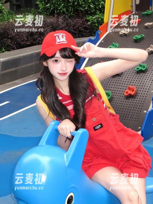 UGirls尤果网 - 在Angela楚楚的指引下，下载美图体会软糯妖娆粽思夜的无限魅力！.txt