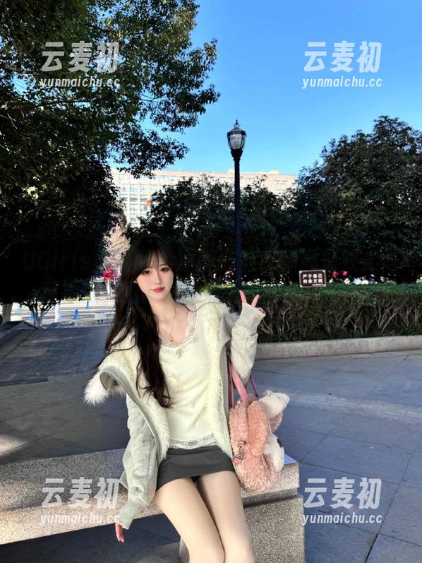 UGirls尤果网 - 原图一览！杨晨晨双人写真福利，细腻展现每一瞬间的美丽.txt