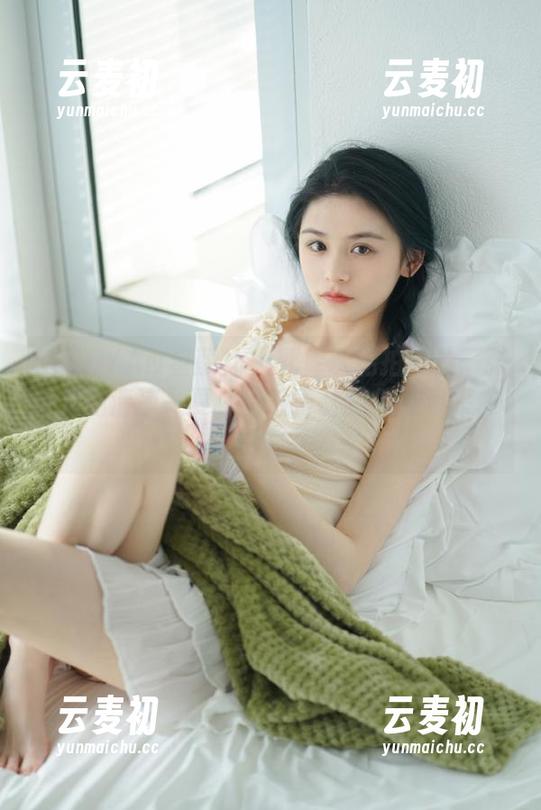 XINGYAN星颜社 - 死库水私拍图片：张灵儿的清凉一夏，绽放青春的俏丽风采.txt