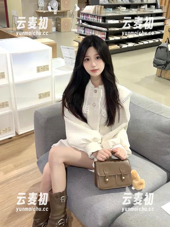 Xiuren秀人网 - 尽享BABY_柒的自拍魅力，海量免费图片让你心动不已！.txt