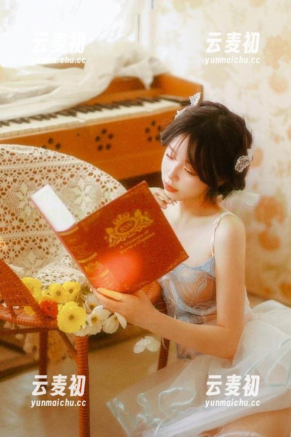 Xiuren秀人网 - 无圣光下的tina甜仔：职业装写真图包，解锁全新穿搭灵感！.txt