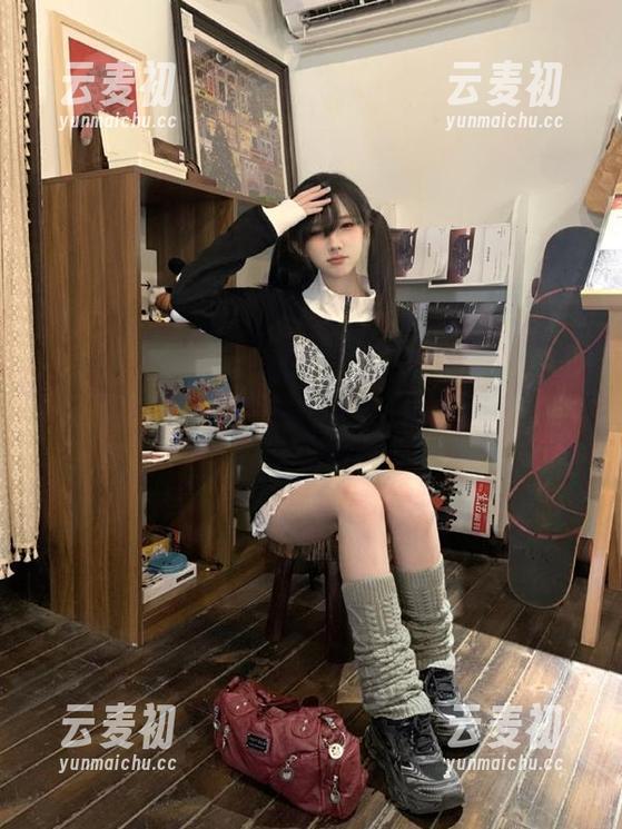 Xiuren秀人网 - 跟随z杯悠悠甜心的脚步！图包资源带你探索无限可能与灵感的海洋.txt