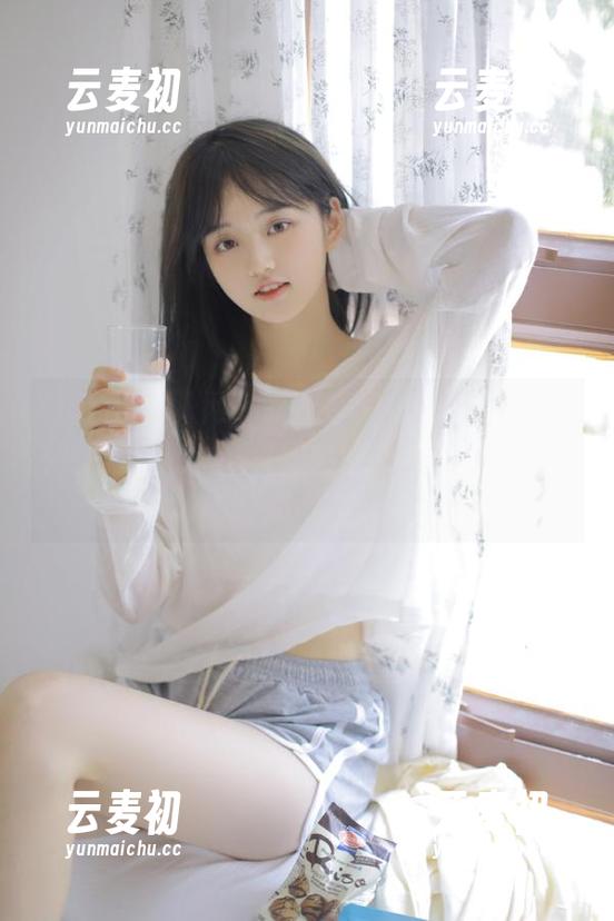 Xiuren秀人网 - 捕捉瞬间：刘飞儿Faye体操服高清作品集探秘她的灵动与青春气息.txt
