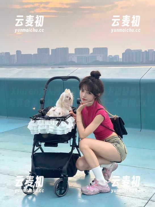 Xiuren秀人网 - 万宁旅拍：尹甜甜最新写真合集，分享梦幻旅行的每一个瞬间.txt