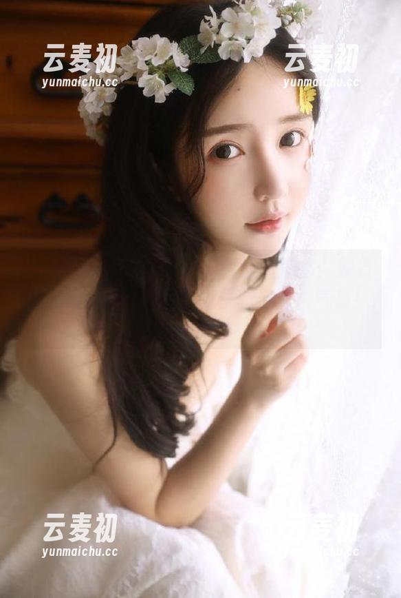 Xiuren秀人网 - 精美图包大揭秘：观看戴允祺zoe在白裙下的优雅与迷人气质！.txt