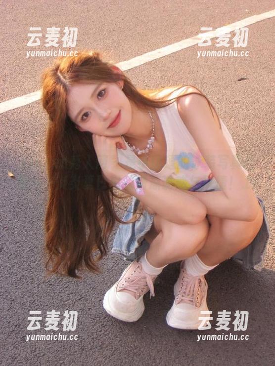 Xiuren秀人网 - 是小逗逗的泳装写真合集——炎炎夏日里的清凉诱惑与风情！.txt