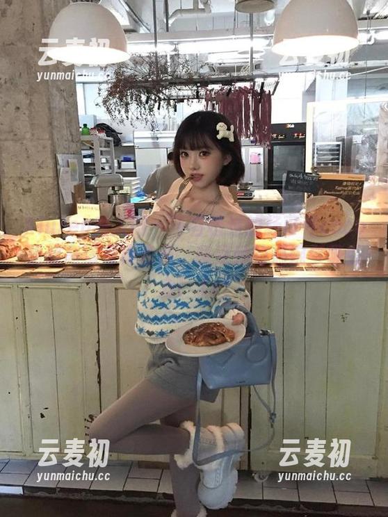 Xiuren秀人网 - 不容错过的杨可可coco黑丝高清写真合集，感受她的温婉与吸引力！.txt