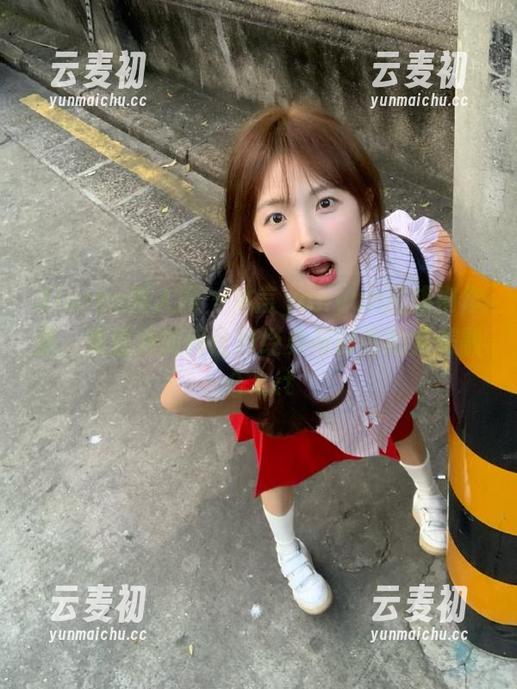 Xiuren秀人网 - 沐言yanyan携旗袍作品，观看她如何诠释经典与时尚的完美融合.txt