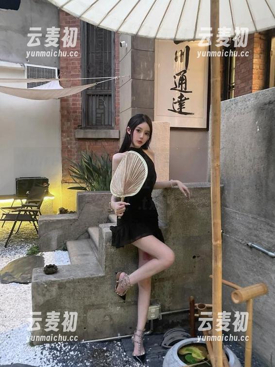 Xiuren秀人网 - 万圣节的搞笑提案：田兮白精彩图片合集，让你的笑声传遍整条街！.txt