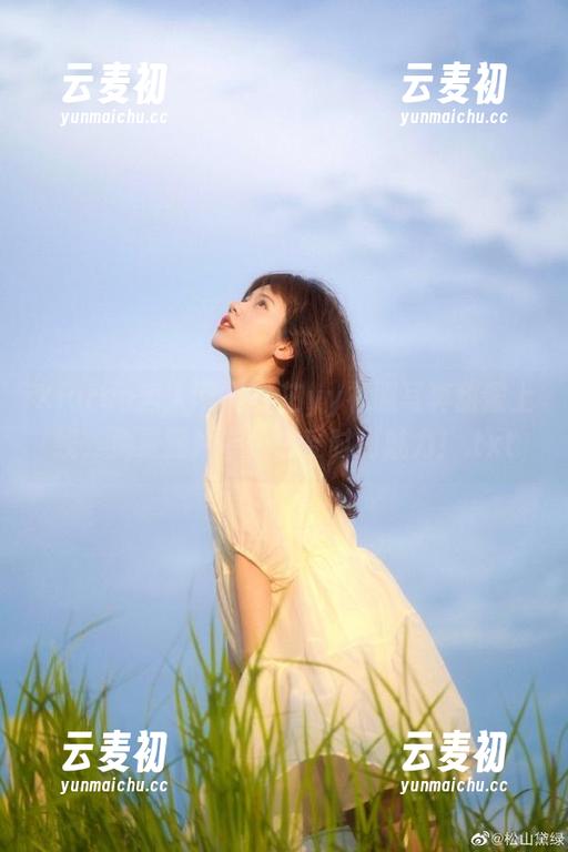 Xiuren秀人网 - 白芷yy礼服写真甜蜜上线，免费照片带你感受时尚魅力！.txt