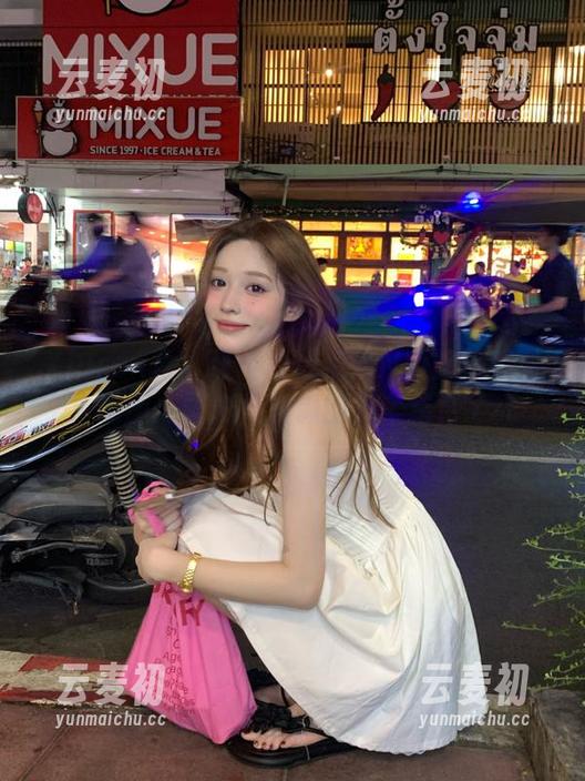 Xiuren秀人网-糯米NM Xiuren秀人网 - 呈现糯米NM比基尼写真原图:阳光与沙滩的完美结合.txt