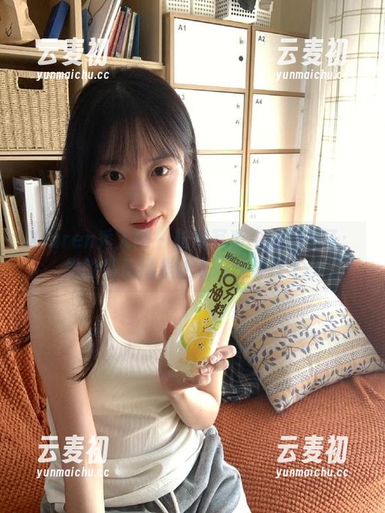 Xiuren秀人网 - 长腿写真中的糯美子：她的私房风景让人心驰神往.txt