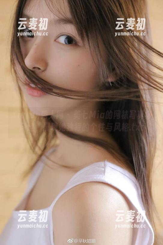 Xiuren秀人网 - 美七Mia的网袜写真集精选，展现她独特的个性与风格.txt