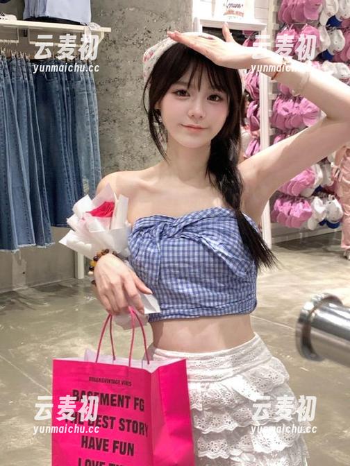 Xiuren秀人网 - 惊艳的顾楚楚Maily自拍，免费分享精美图片，让你感受博主的独特风格与魅力！.txt