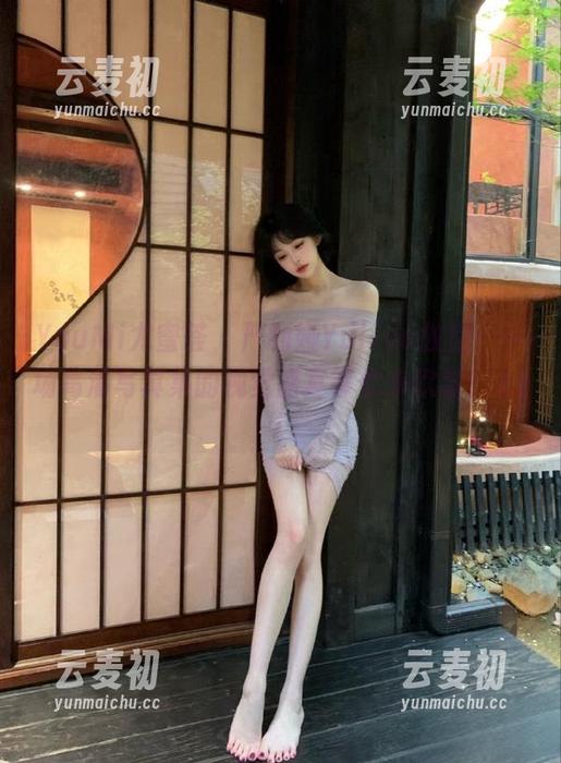 YouMi尤蜜荟 - 严利娅Yuliya教室：一场高清写真集的视觉盛宴等你来欣赏！.txt