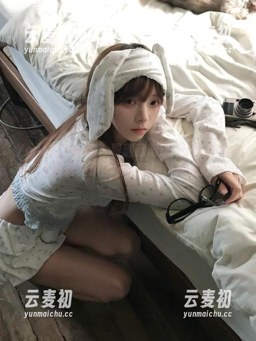 YouMi尤蜜荟 - 跟随欧阳LuLu女友的风采，查看精美原图和独家图集尽在此处.txt
