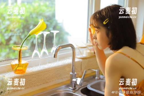 YouMi尤蜜荟 - 原图写真让你看见黄乐然姐姐的无限可能与美丽瞬间.txt