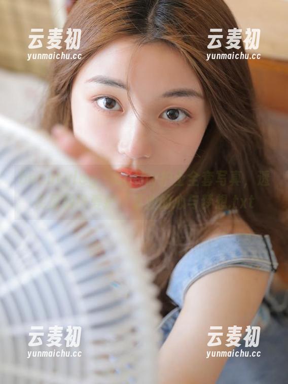 beautyleg - Cathy护士全套写真，透视那颗热爱护理事业的心与梦想.txt