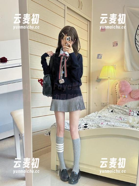 beautyleg - Faye黑丝高清写真分享，带你走入她魅力四射的时尚世界！.txt
