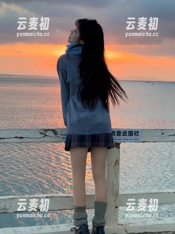 beautyleg - Jennifer最新制服图片，让你每天都能拥有不一样的视觉盛宴！.txt