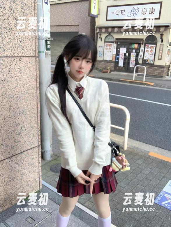 beautyleg - Lucy的粉色心事，美图合集为你揭开生活中的小秘密，快来感受这份甜蜜！.txt