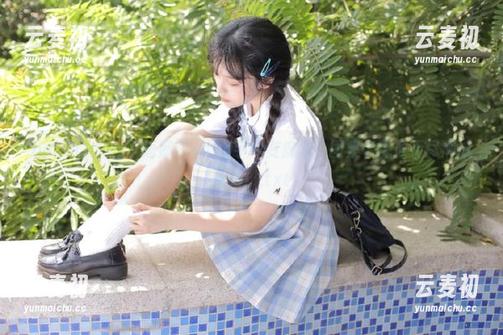 beautyleg - 短裤在Yoyo手中变魔术，图集中释放无尽潮流魅力！.txt