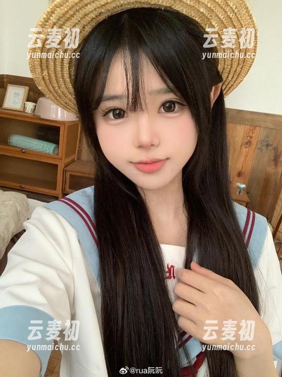当修女遇上rua阮阮：私房图集中的冲突与融合绝对让你惊艳！.txt