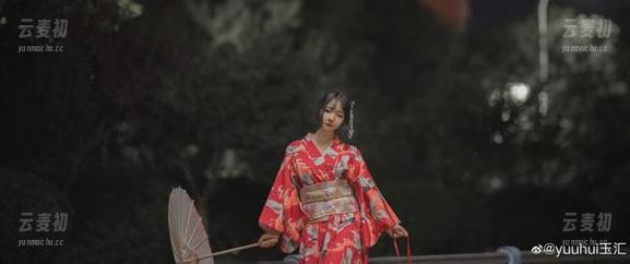 yuuhui玉汇独家呈现：双斩少女私房美图捕捉瞬间之美.txt