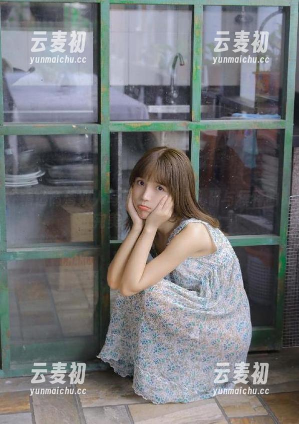 精选高清双人写真图集：けん研与模特的完美瞬间揭秘.txt
