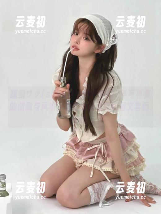 探索サク(saku)Fantia2023年写真集的创意与风格，邀你体验最美的图文套图.txt