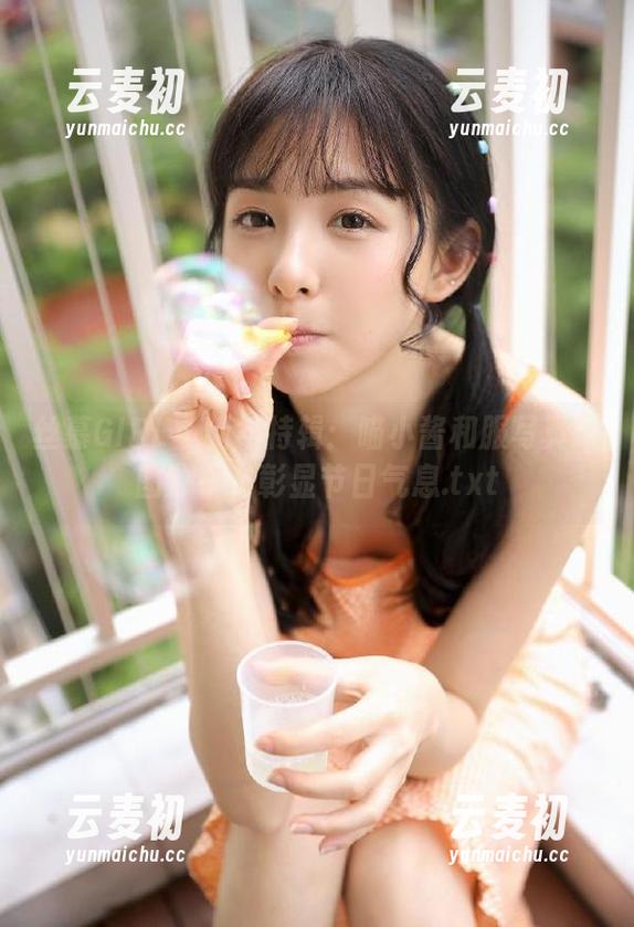 丝慕GIRL - 新年特辑：喵小酱和服写真原图分享，彰显节日气息.txt