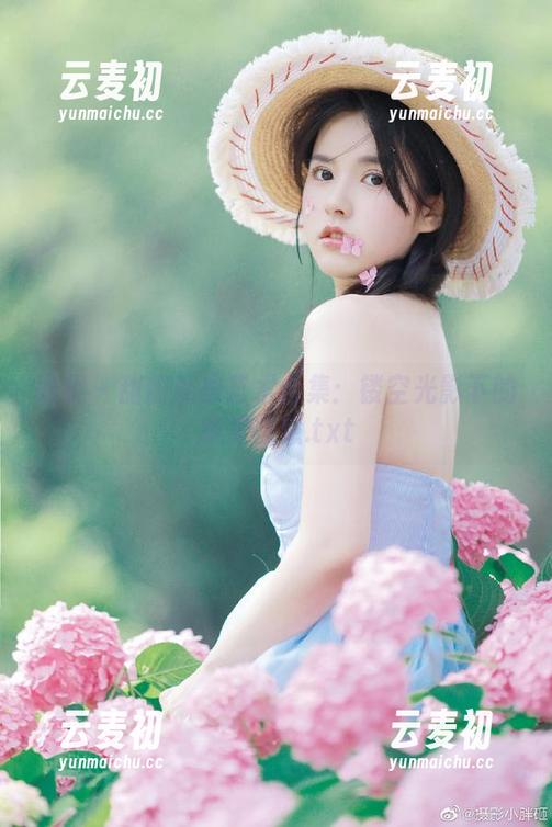 丽柜 - 甜甜私房艺术合集：镂空光影下的绝美诱惑.txt