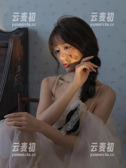 丽柜 - 阳阳的写真合集：秀色可餐，我这么努力她却轻松，赶紧下载试试！.txt