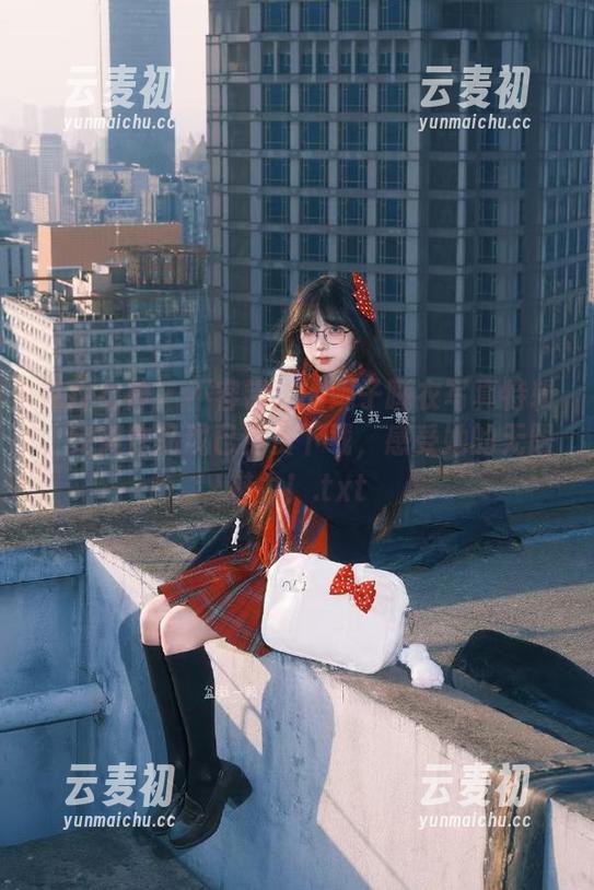 克拉女神 - 不容错过的妮子睡衣写真特辑，完美作品现已免费下载，感受她的无限魅力！.txt