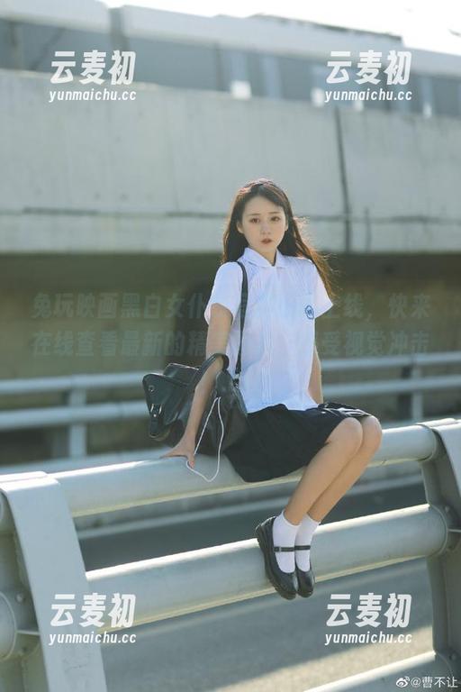 兔玩映画黑白女仆装写真正式上线，快来在线查看最新的精美图片，感受视觉冲击！.txt