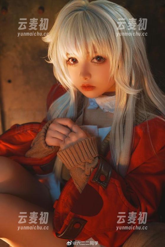 免费写真新鲜出炉！快来感受六二二同学的精灵少女作品带来的视觉盛宴！.txt