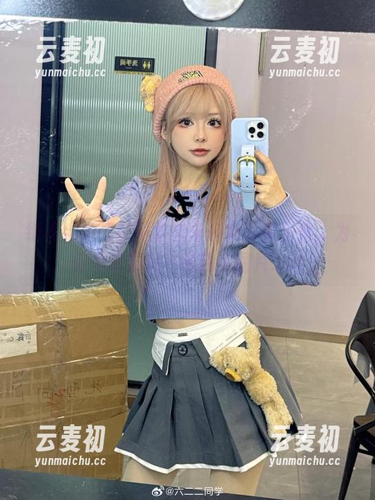 绝美！六二二同学机车少女写真合集，为你呈现的每一幅动人图片.txt