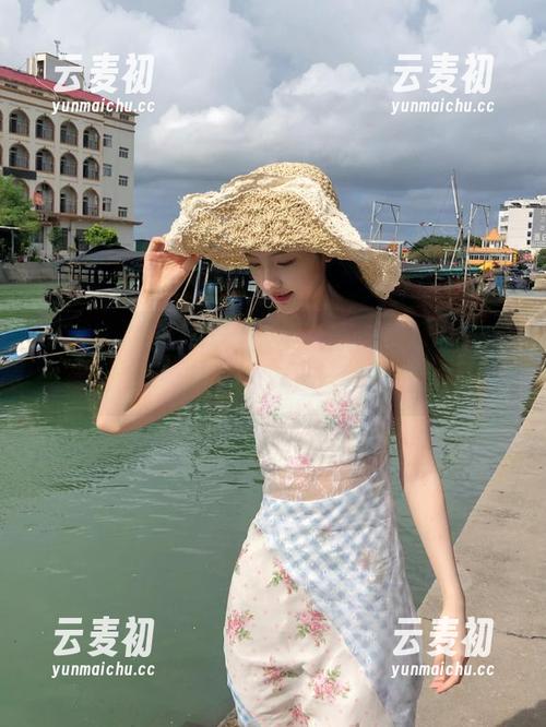 南国足艺 - 静儿的可爱瞬间原图分享，带你探索她生活中的点滴美好.txt