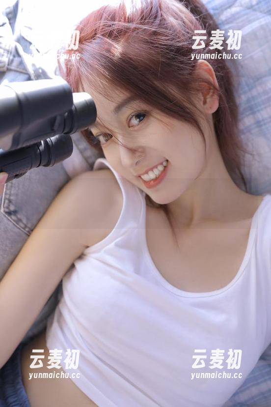 精致私拍作品：喵写真带你领略肉丝美脚的性感魅力.txt