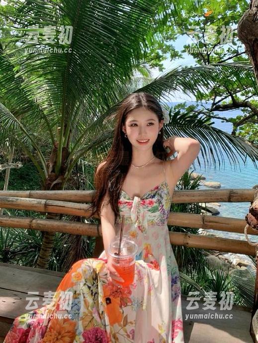 头条女神 - 美纳子最新浴缸写真美图，追寻生活中的那些温暖小确幸.txt