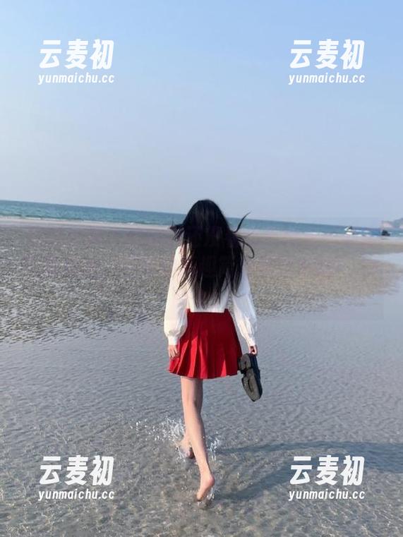 头条女神 - 如果你还没看过莫晓希的御姐写真精选，生活的乐趣简直是减半哦！.txt